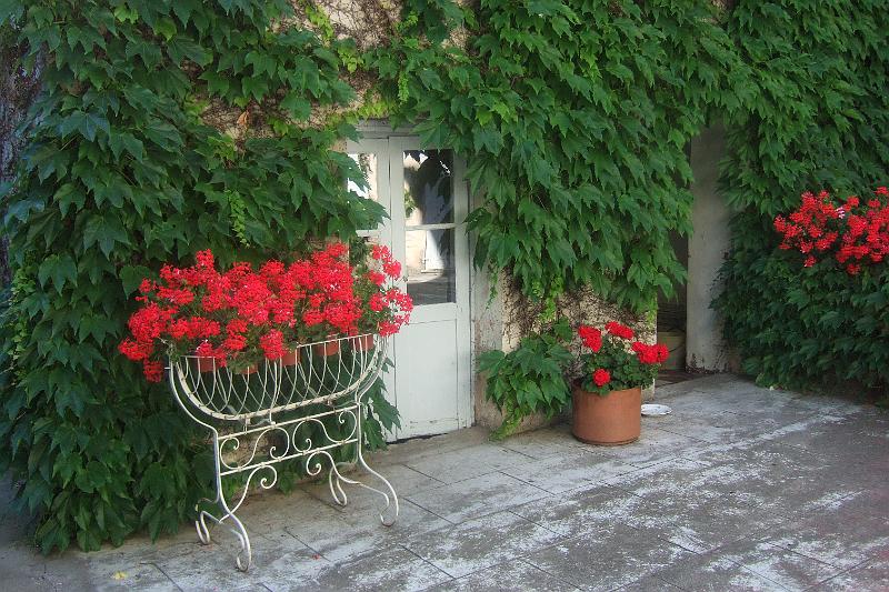 2011-05- (1805).JPG - Dort kann gefrühstückt werden